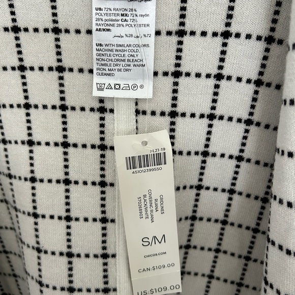 CHICO’s BRAND NEW NEVER WORN S/M GRIDLINES RUANA BLACK AND CREAM WRAP SHAWL CAPE - Picture 6 of 9